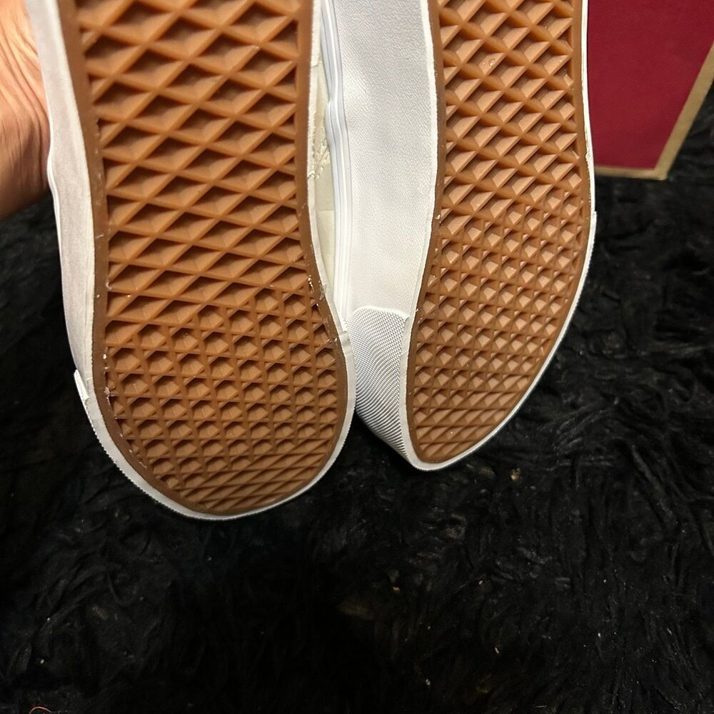 VANS checkerboard cream satin platform slip on shoes sneakers women's 7 new - Picture 5 of 7